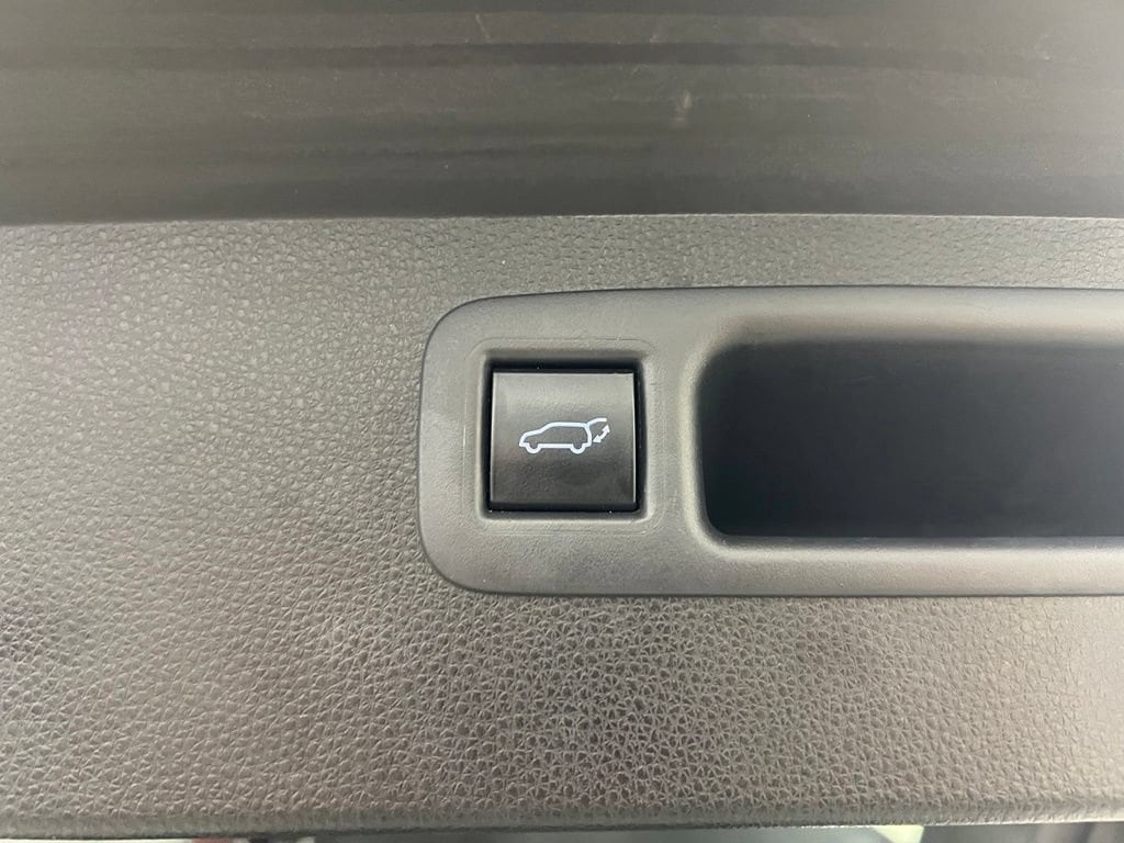 Used 2021 Magnetic Gray Metallic Toyota XLE image 15