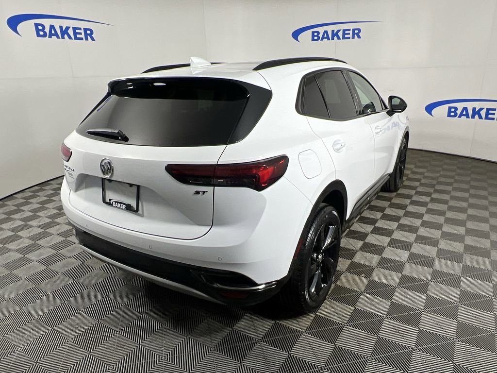 Used 2023 Summit White Buick Essence image 9