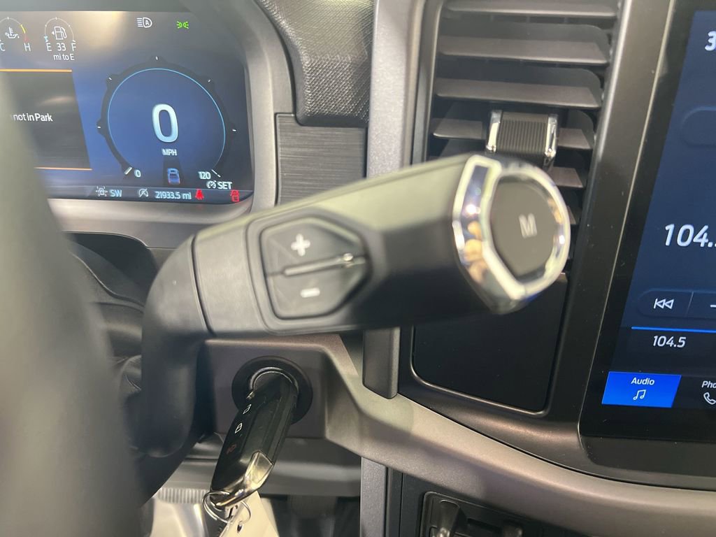 Used 2025 Oxford White Ford XLT image 16