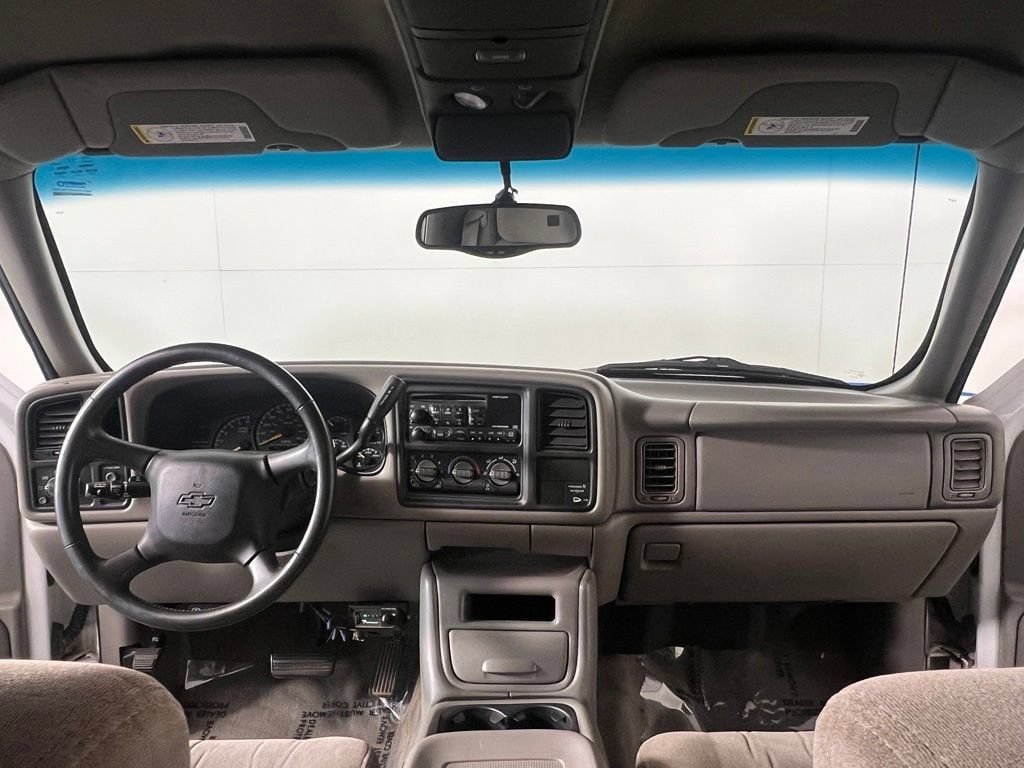 Used 2000 Summit White Chevrolet LT image 10