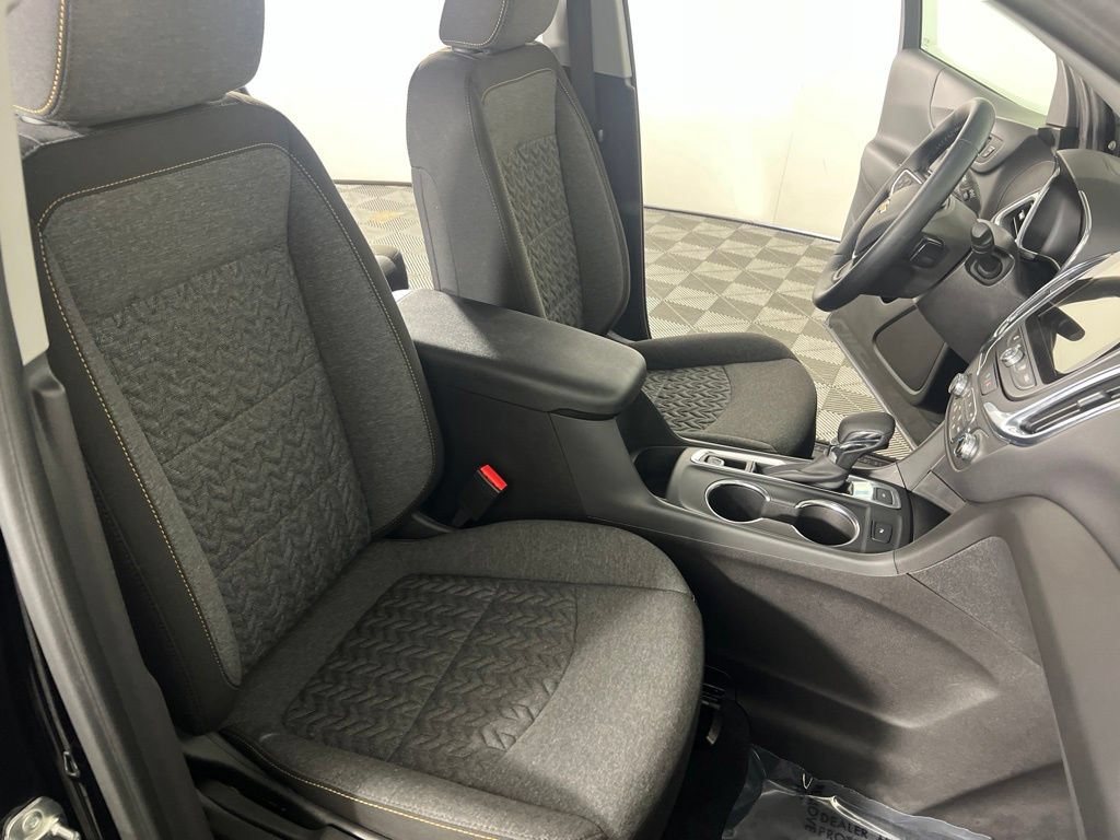 Used 2024 Mosaic Black Metallic Chevrolet LT w/1LT image 11
