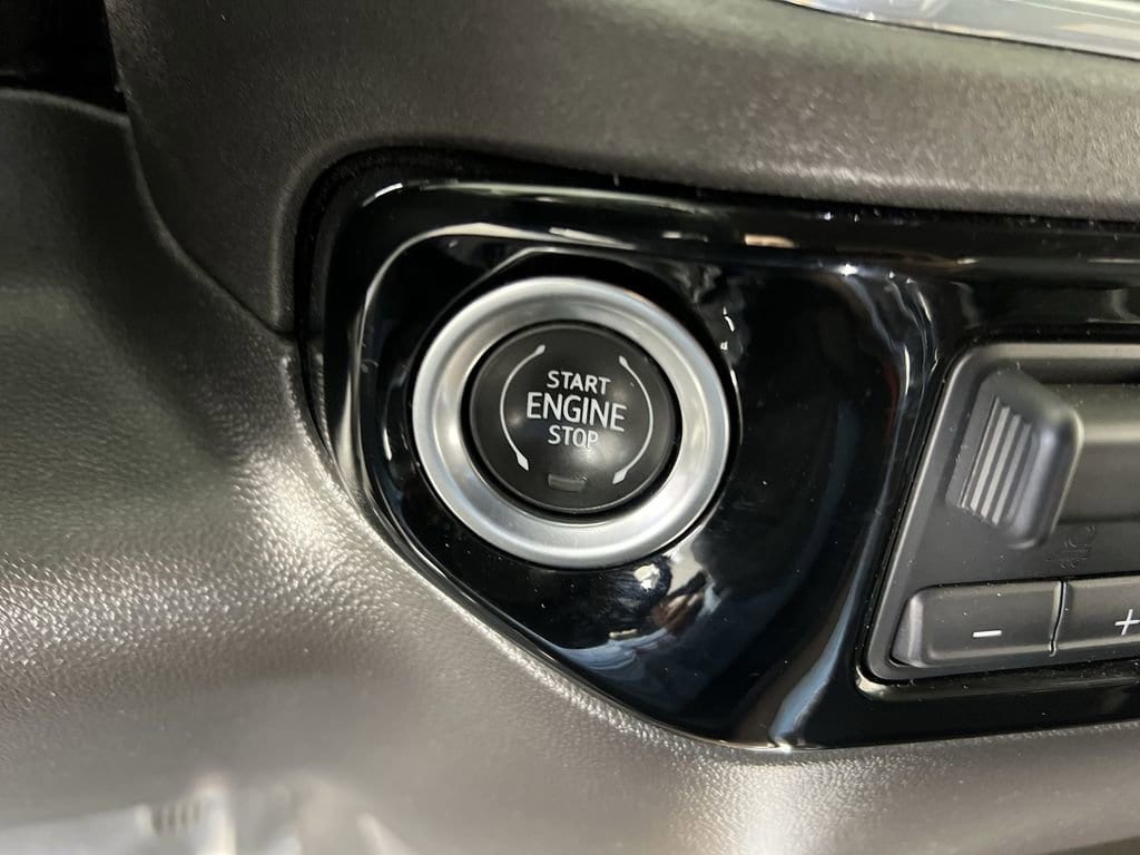 Used 2024 Summit White Chevrolet LT Trail Boss image 18