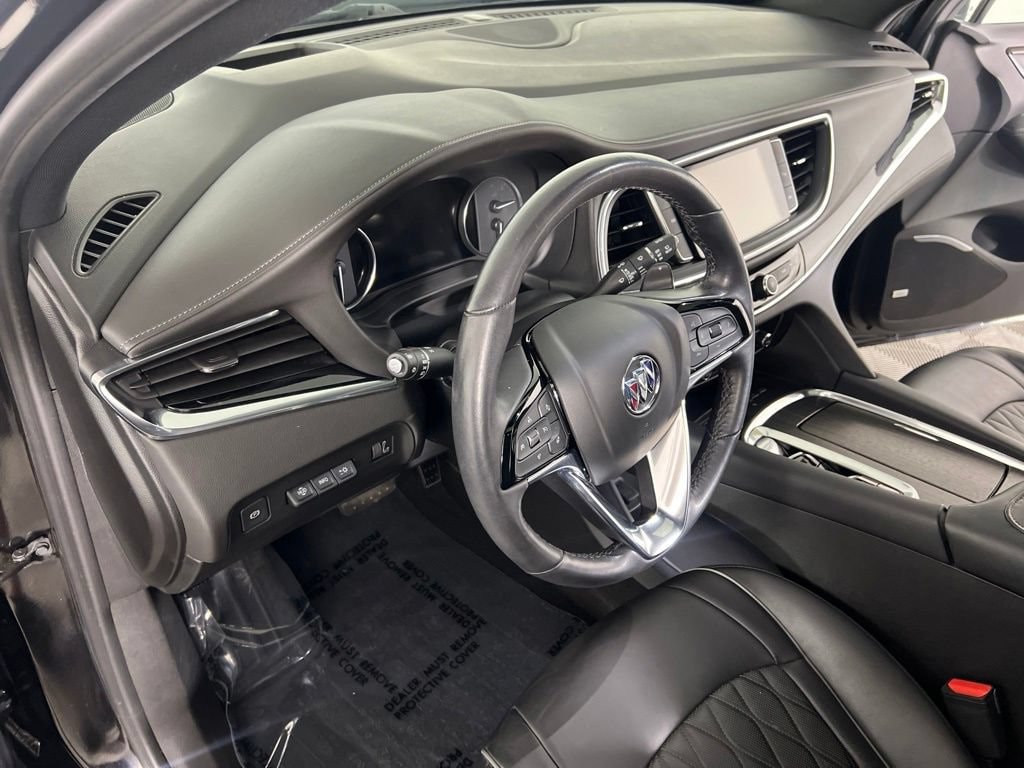 Used 2023 Ebony Twilight Buick Avenir image 19