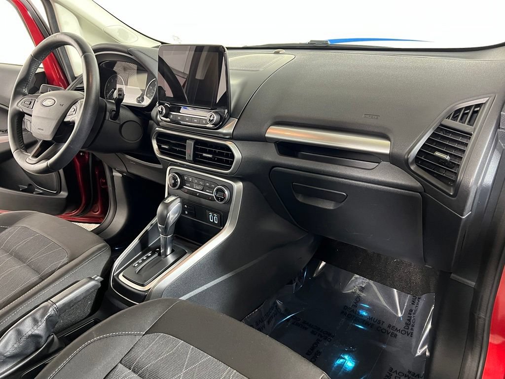 Used 2018 Ruby Red Metallic Ford SE image 11