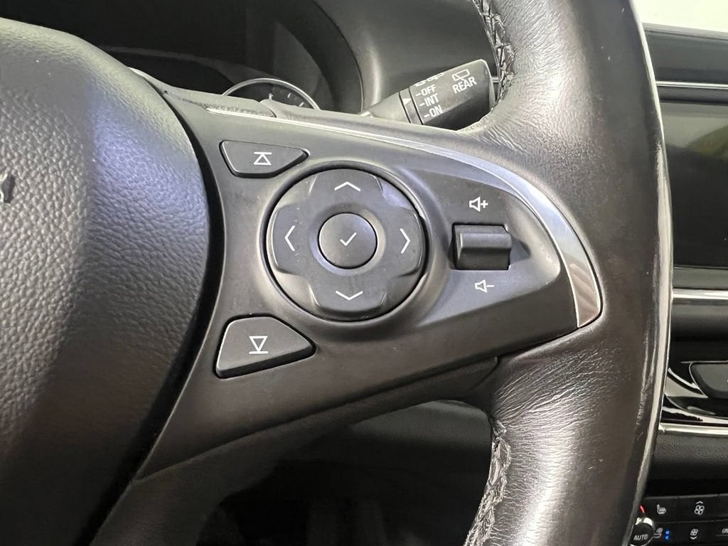 Used 2019 Ebony Twilight Buick Avenir image 27