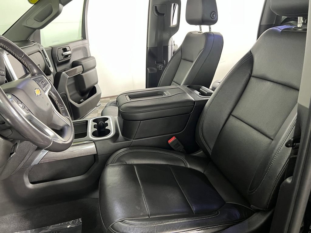 Used 2019 Black Chevrolet LTZ image 15