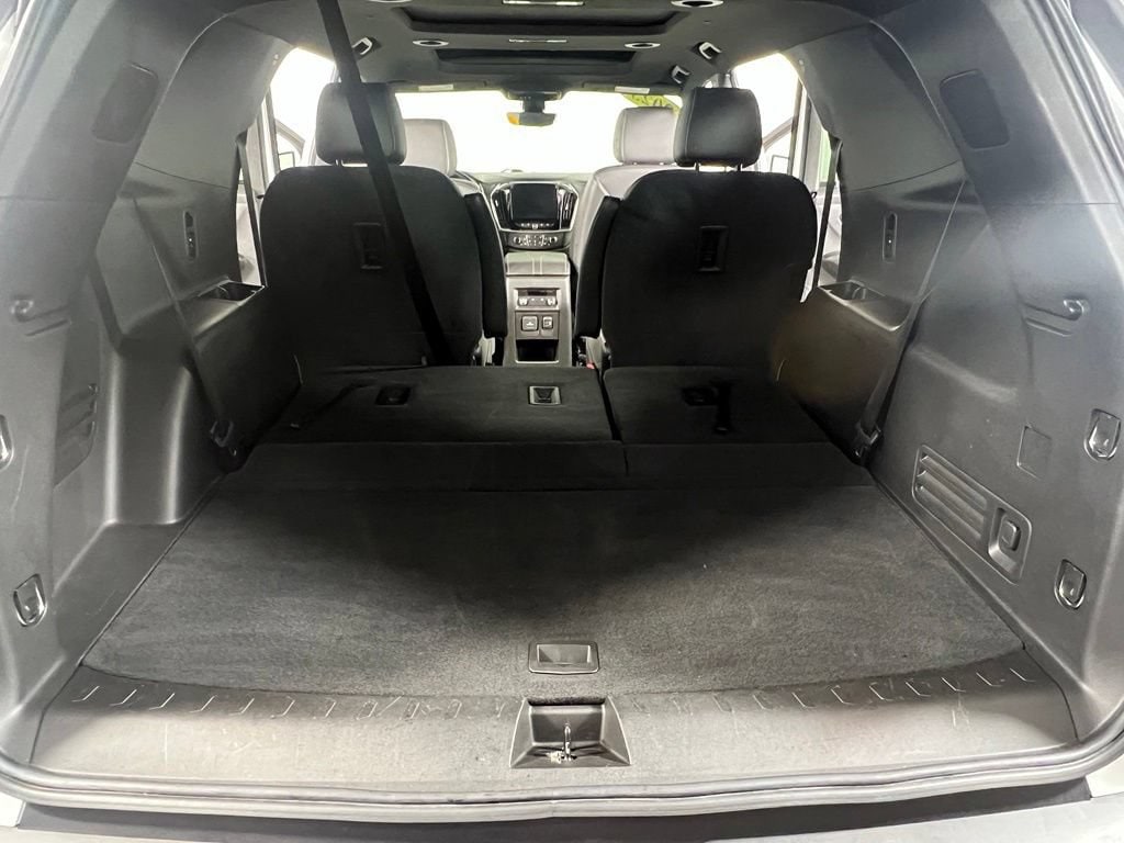 Used 2023 Summit White Chevrolet LT Leather image 15