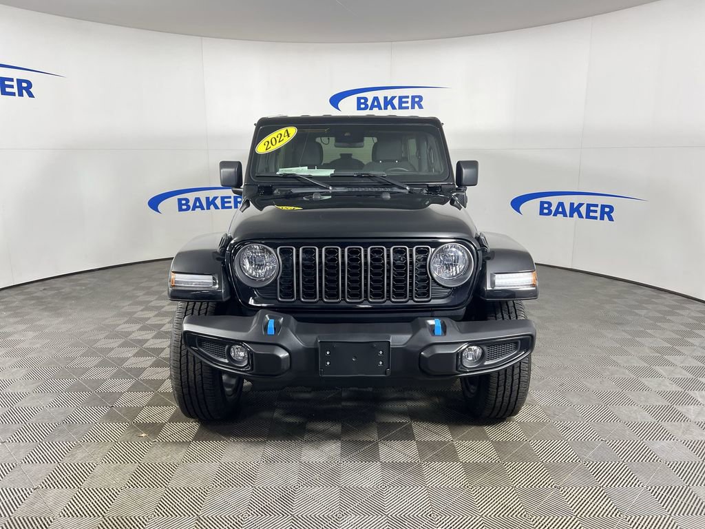 Used 2024 Black Jeep Sport image 3