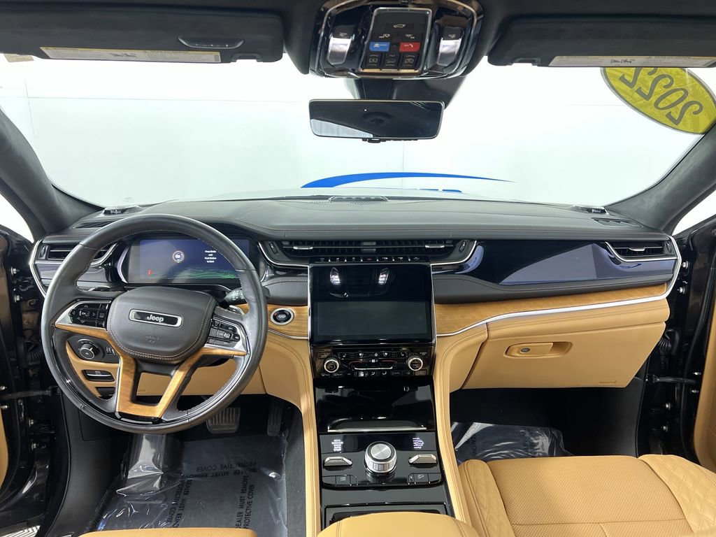 Used 2022 Midnight Sky Jeep Summit image 22