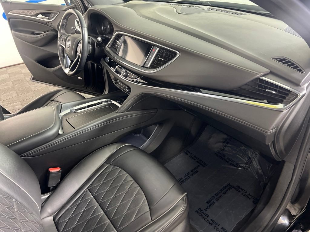 Used 2023 Ebony Twilight Buick Avenir image 11
