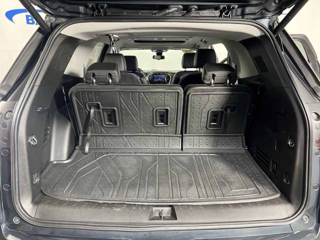 Used 2020 Graphite Chevrolet Premier image 28