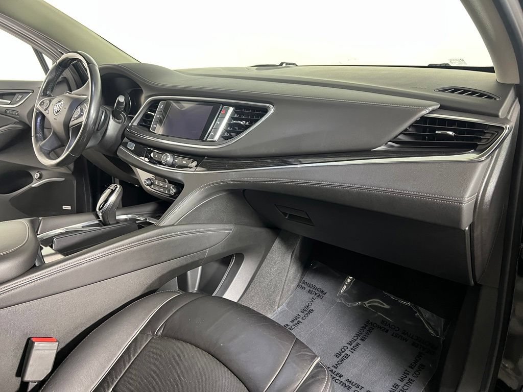 Used 2019 Ebony Twilight Buick Avenir image 11