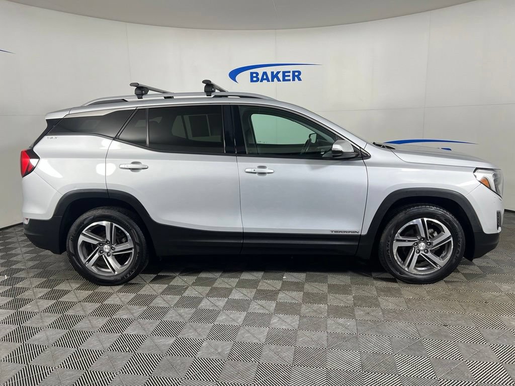 Used 2018 Quicksilver GMC SLT image 7