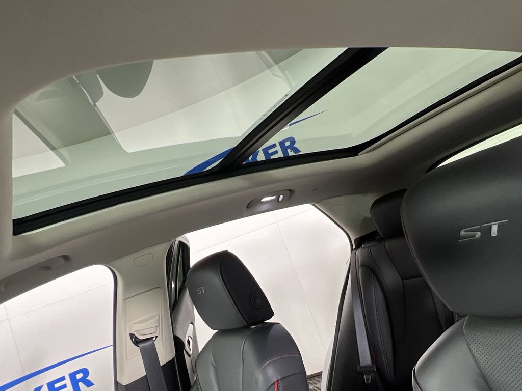 Used 2023 Moonstone Gray Buick Essence image 19