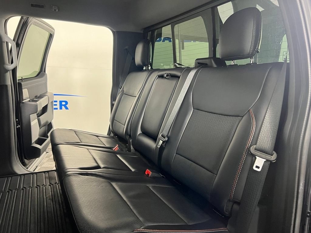 Used 2021 Agate Black Ford  image 15