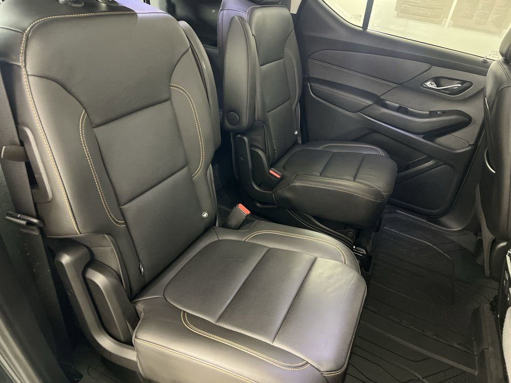 Used 2020 Graphite Chevrolet Premier image 29