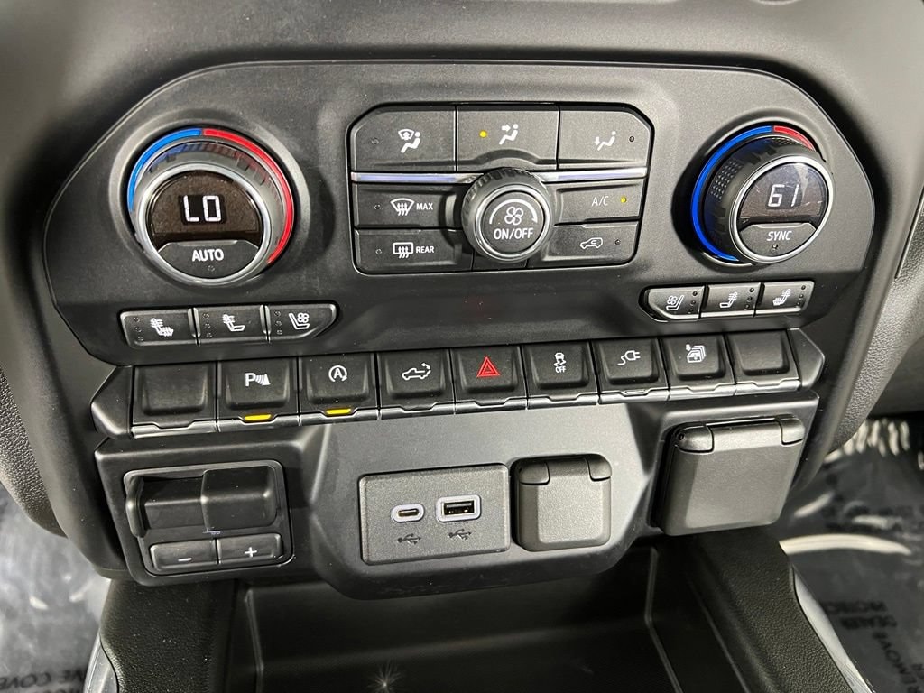 Used 2019 Black Chevrolet LTZ image 20