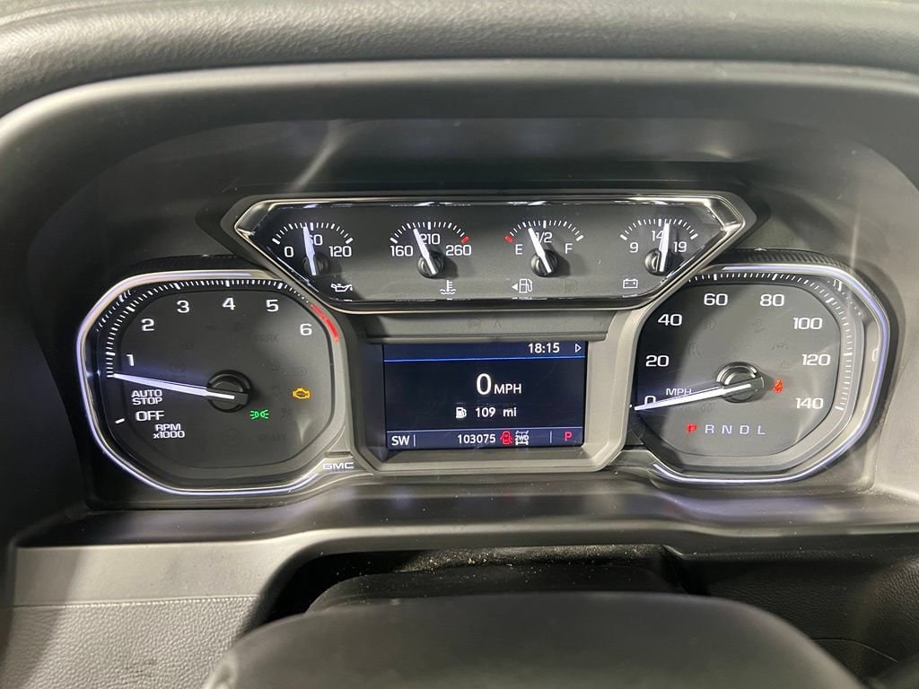 Used 2019 Onyx Black GMC SLE image 26