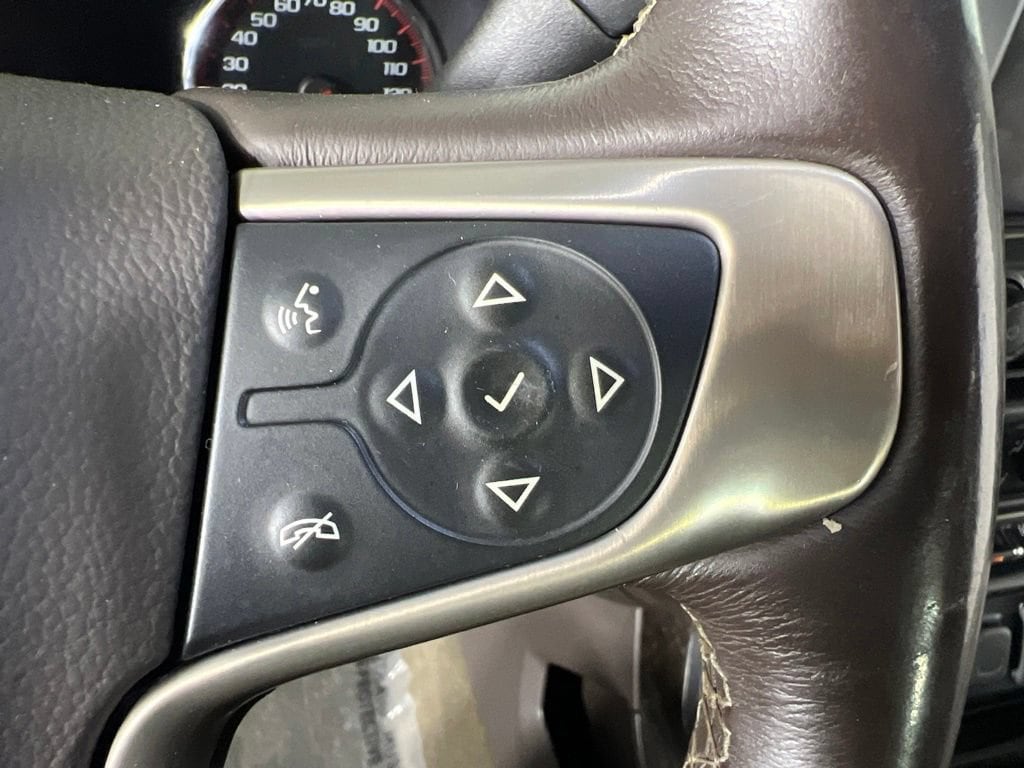 Used 2015 Summit White GMC Denali image 22
