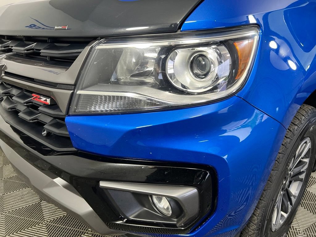 Used 2021 Bright Blue Chevrolet Z71 image 29