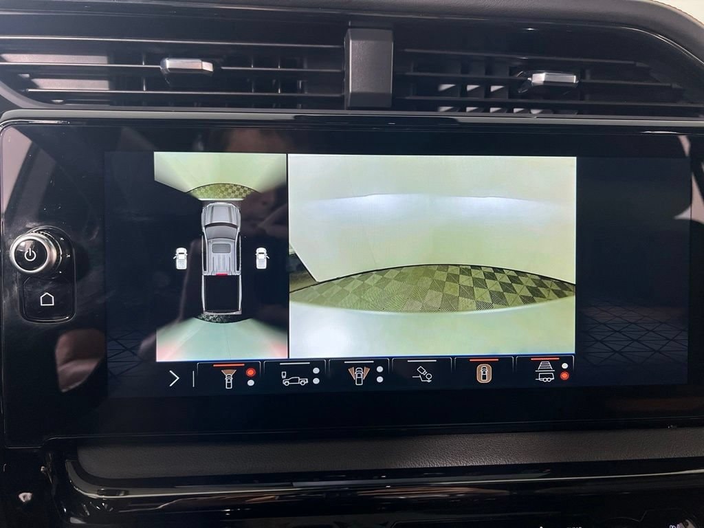 Used 2025 Sterling GMC AT4 image 31