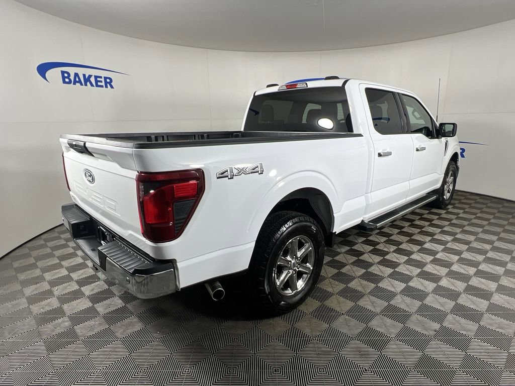 Used 2025 Oxford White Ford XLT image 9
