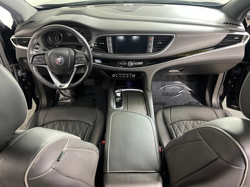 Used 2023 Ebony Twilight Buick Avenir image 10