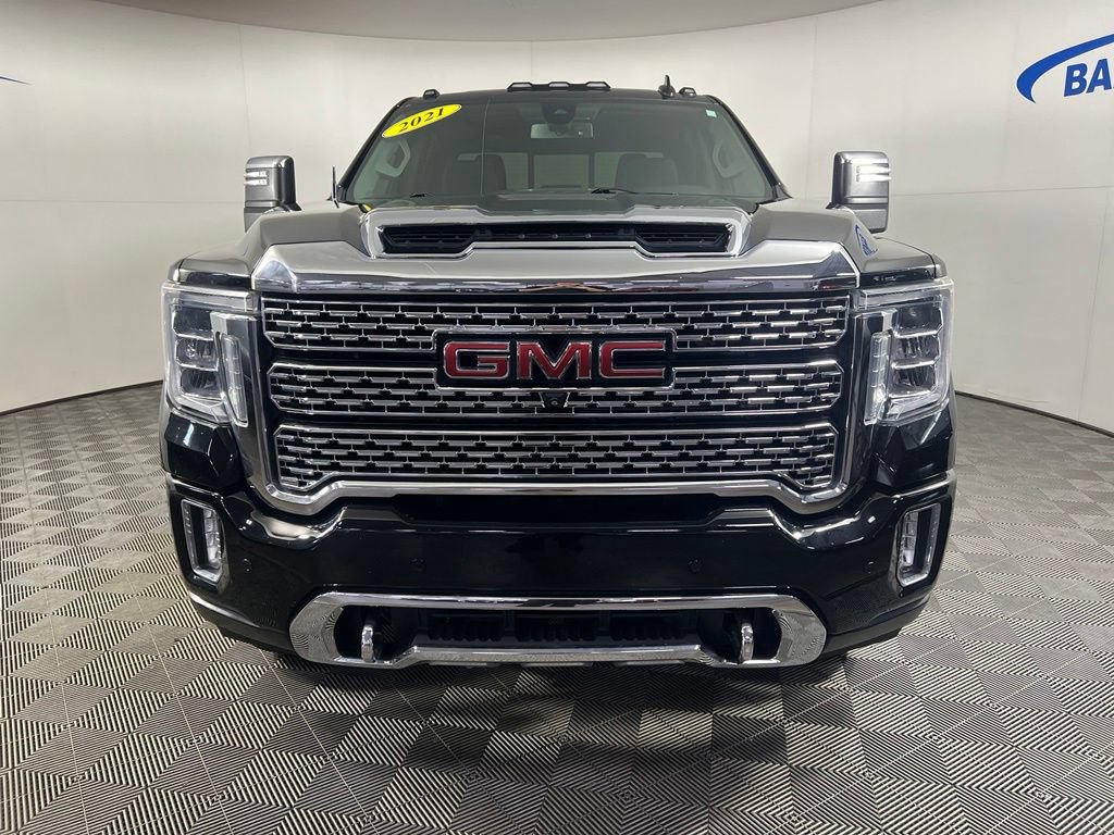Used 2021 Onyx Black GMC Denali image 9