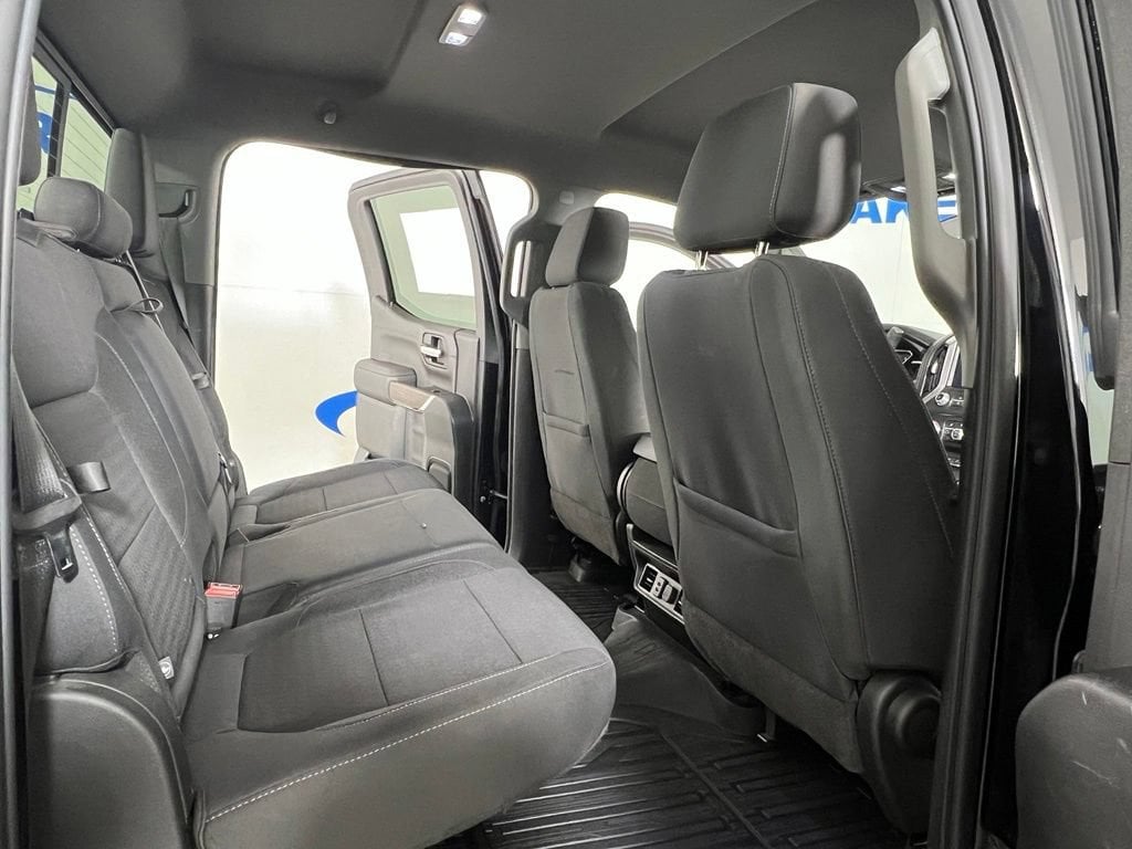 Used 2019 Onyx Black GMC SLE image 13