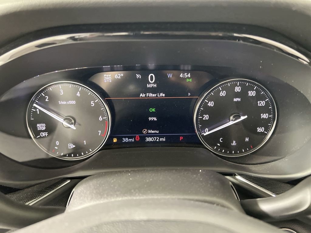 Used 2023 Summit White Buick Essence image 13