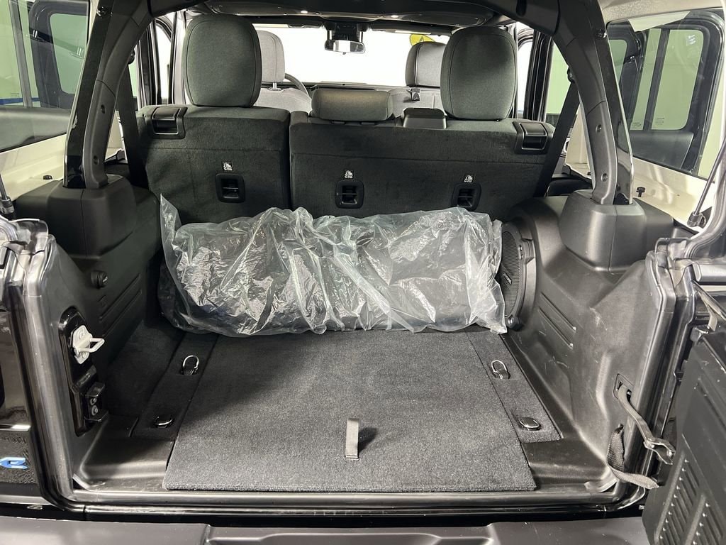 Used 2024 Black Jeep Sport image 23