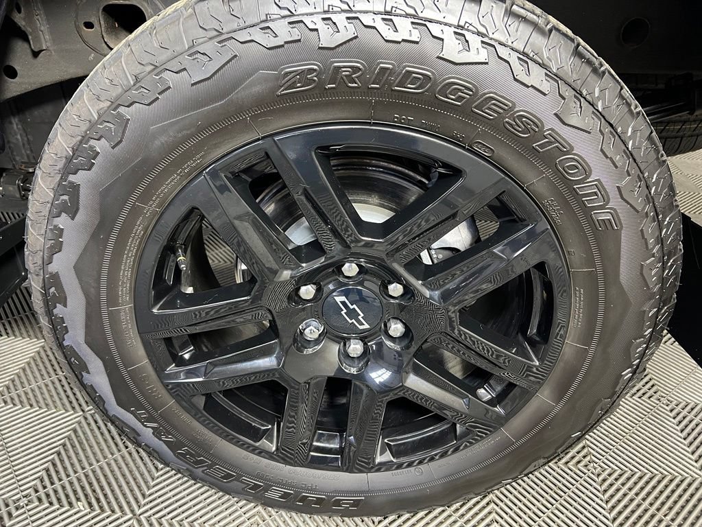 Used 2024 Dark Ash Chevrolet RST image 33