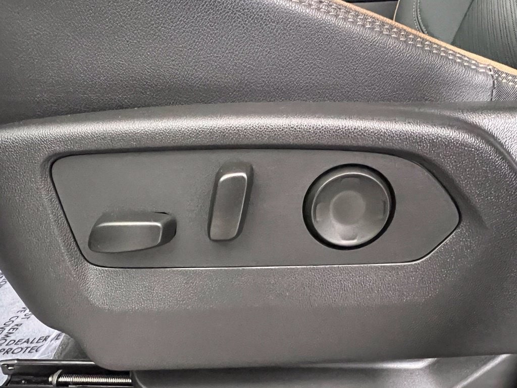 Used 2025 Titanium Rush GMC AT4 image 25