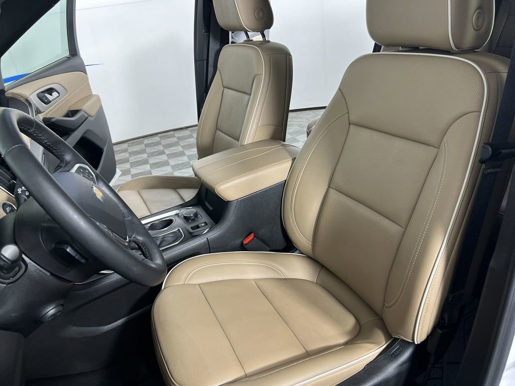 Used 2023 Summit White Chevrolet Premier image 21