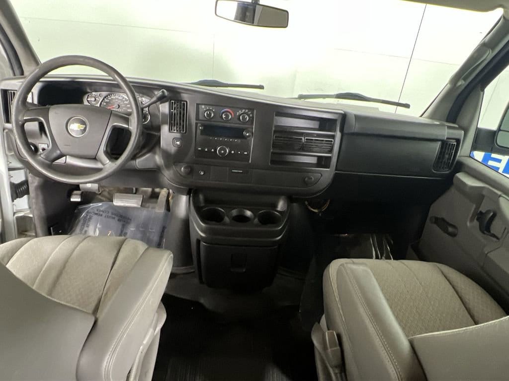Used 2012 Summit White Chevrolet Work Van image 17