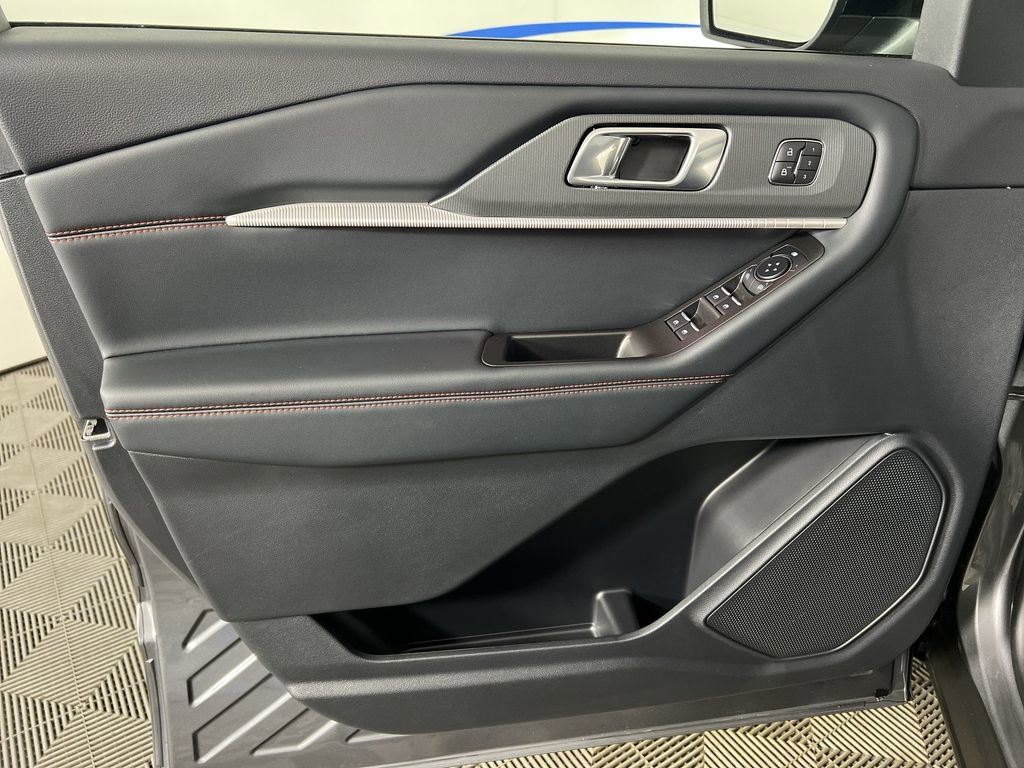 Used 2026 Gray Metallic Ford ST-Line image 24