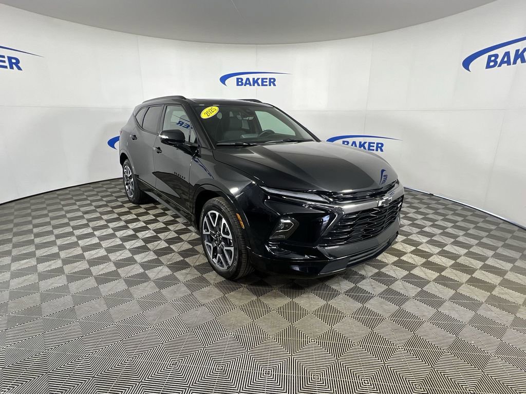 Used 2025 Black Chevrolet RS image 2