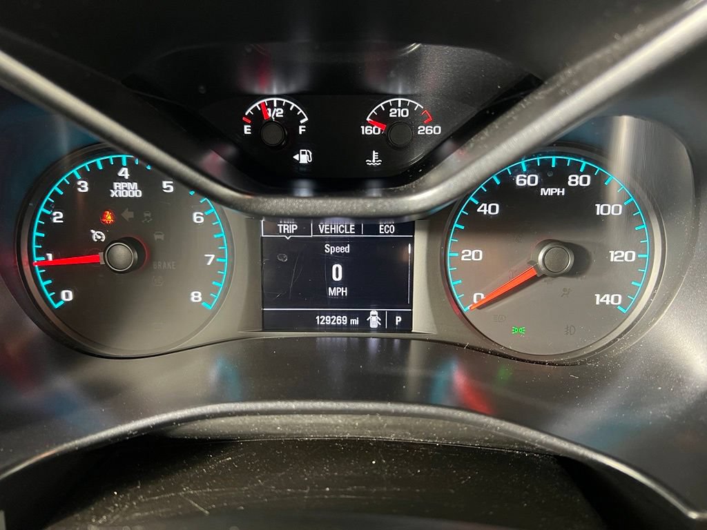 Used 2018 Kinetic Blue Chevrolet WT image 24