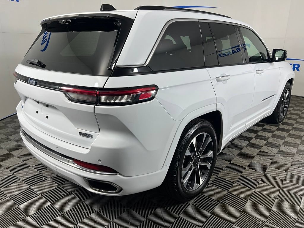 Used 2022 Bright White Jeep Overland image 6