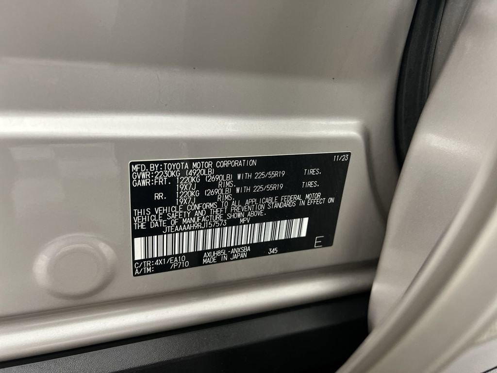 Used 2024 Titanium Glow Toyota LE image 32