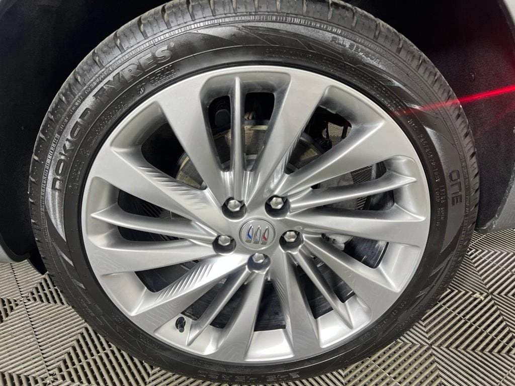 Used 2024 Moonstone Gray Buick Avenir image 33