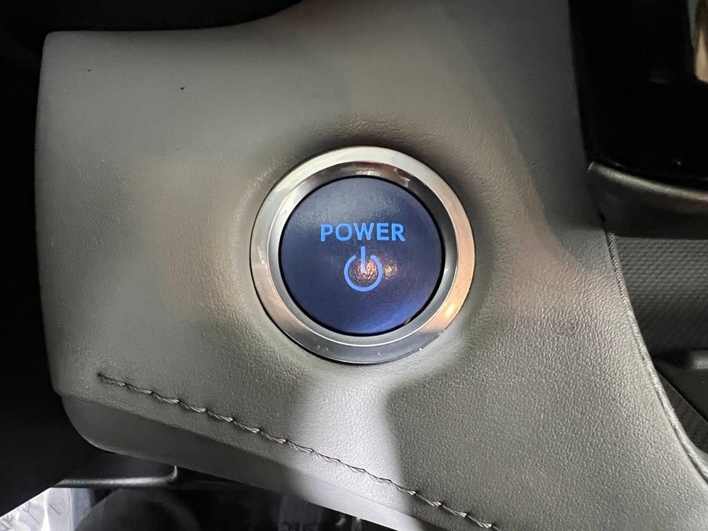Used 2021 Magnetic Gray Metallic Toyota XLE image 31