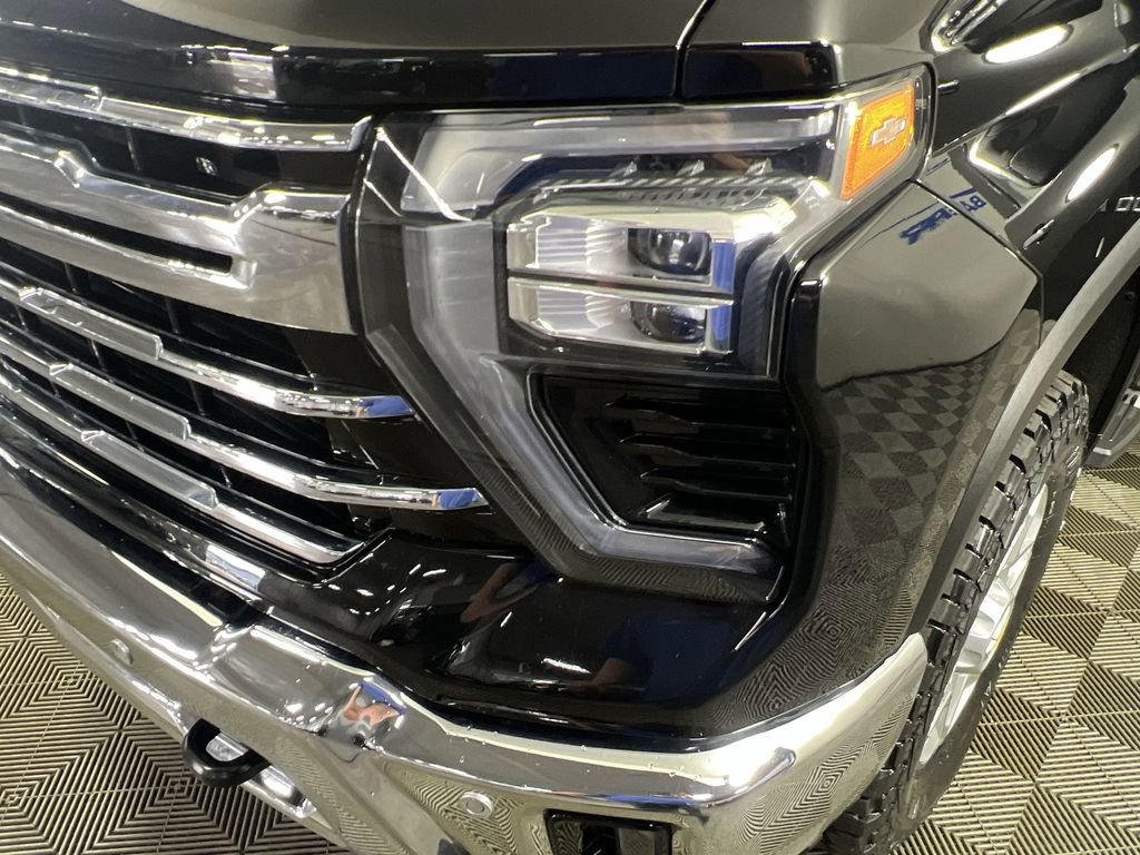 Used 2024 Black Chevrolet LTZ image 33