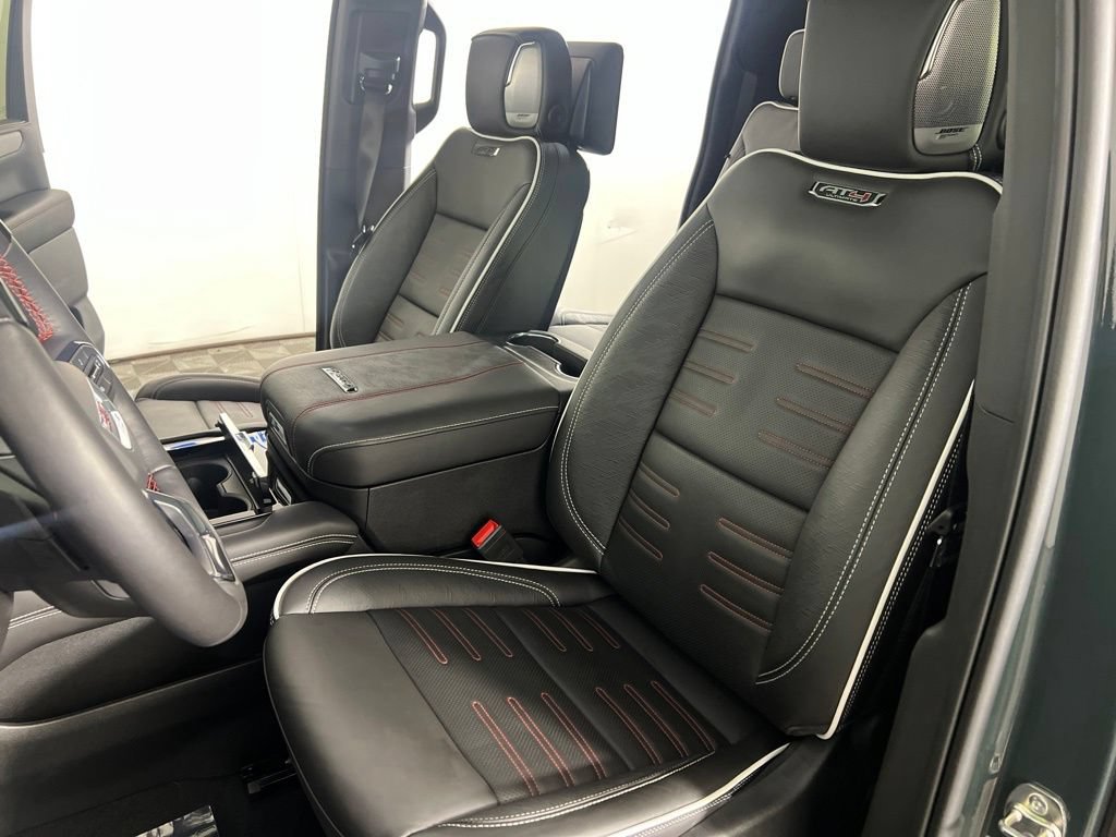 Used 2025 Midnight Pine GMC AT4 Ultimate image 22