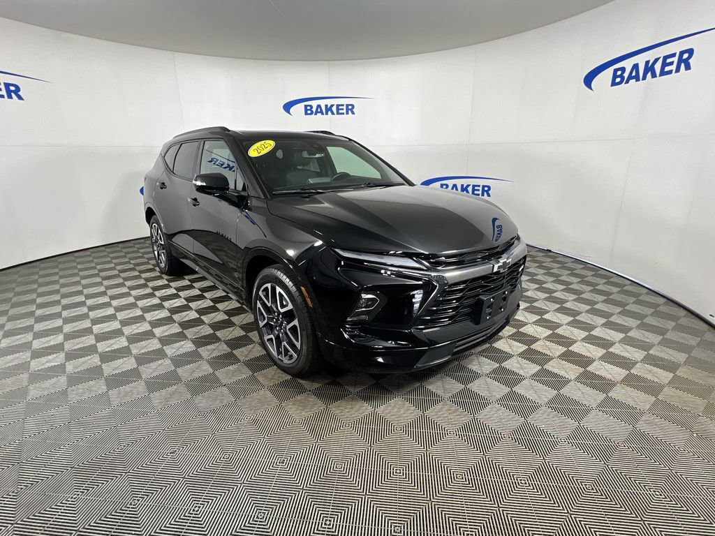 Used 2025 Black Chevrolet RS image 2