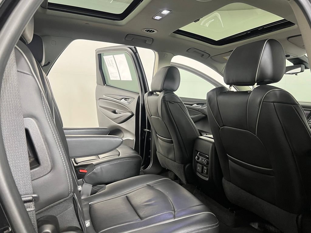 Used 2019 Ebony Twilight Buick Avenir image 13