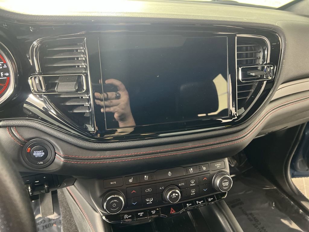 Used 2025 Frostbite Pearlcoat Dodge GT image 12