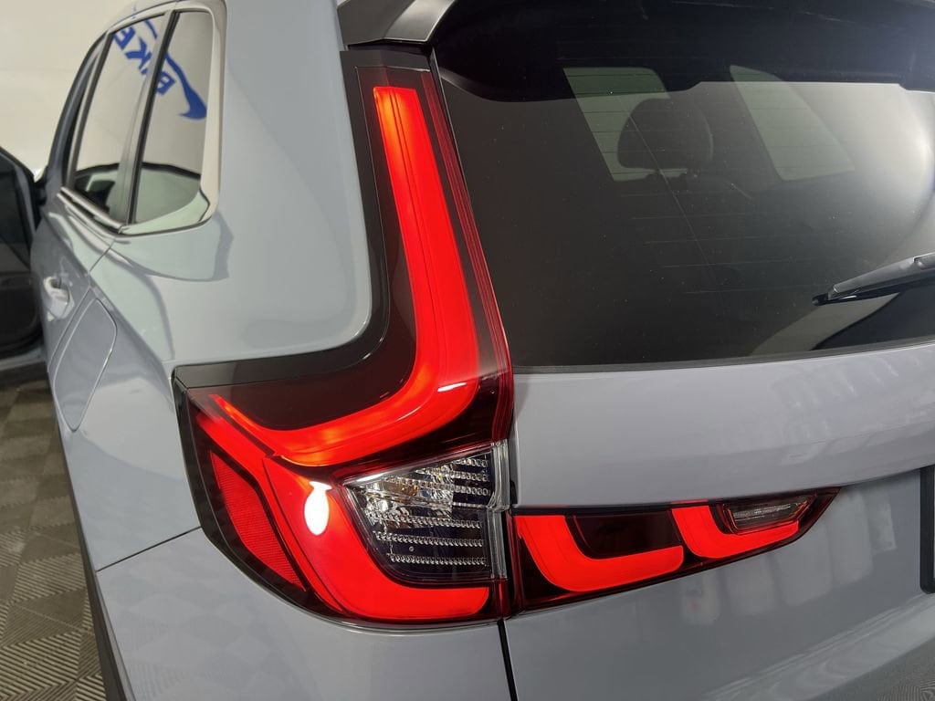 Used 2024 Lunar Silver Honda EX-L image 36