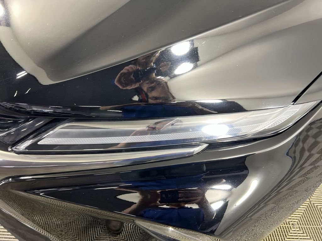 Used 2025 Black Chevrolet RS image 36