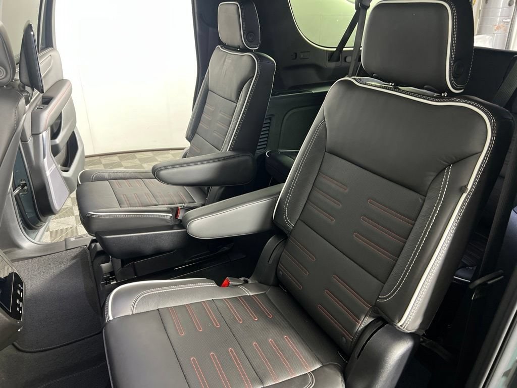 Used 2025 Midnight Pine GMC AT4 Ultimate image 16